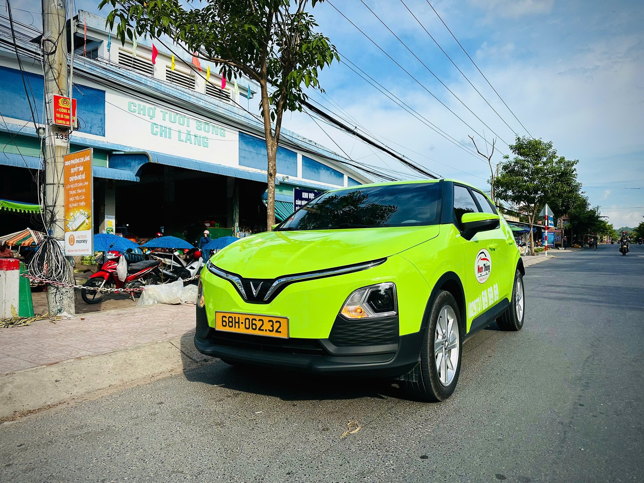 Xe 4 chỗ
